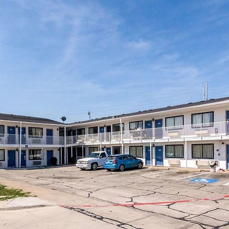 Motel 6 Fort Worth North Haltom City Dış mekan fotoğraf