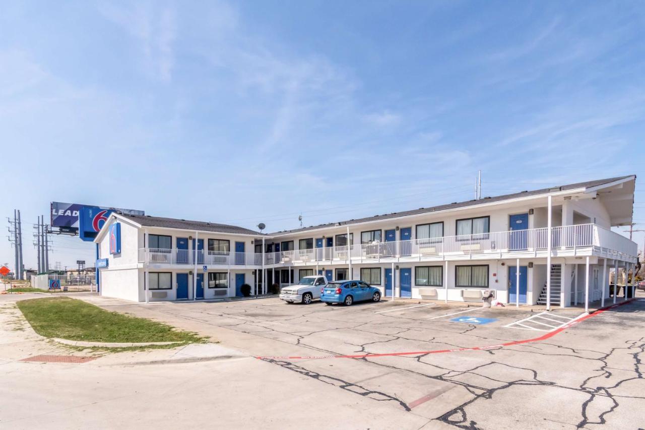 Motel 6 Fort Worth North Haltom City Dış mekan fotoğraf